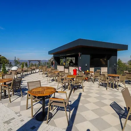 World Dreams Forest Landhaus *