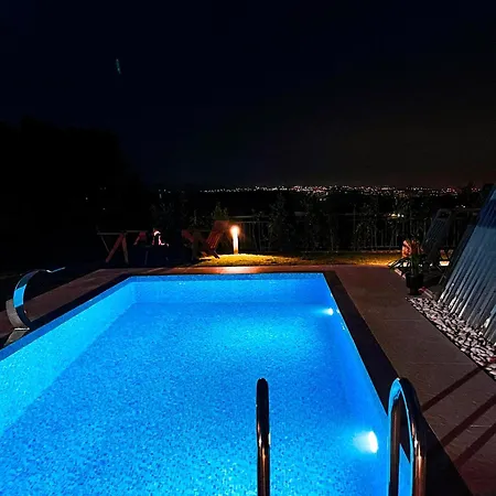 Hétvégi ház World Dreams Forest Sapanca