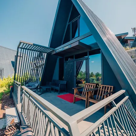 Hétvégi ház World Dreams Forest