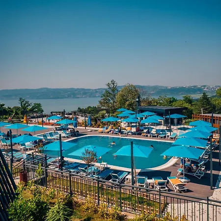 World Dreams Forest Landhaus *