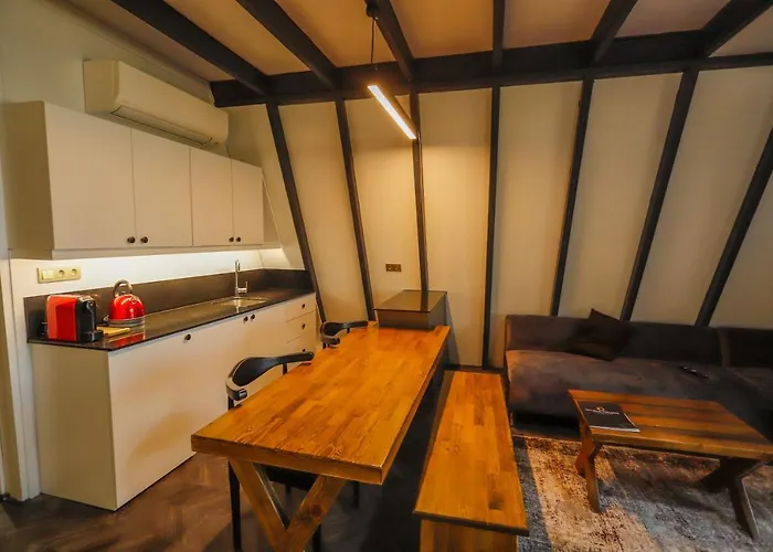 World Dreams Forest Landhaus