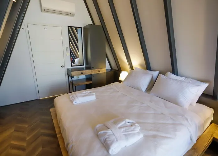 World Dreams Forest Landhaus *